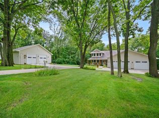 7560 NE Berwick Dr, Ankeny, IA 50021