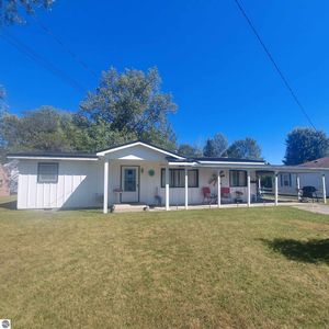 210 N Lake St, Oscoda, MI, 48750