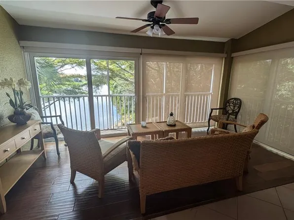 5660 Northboro Dr APT 202, Naples, FL 34110