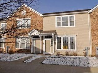 181 Springbrook Trl S, Oswego, IL 60543