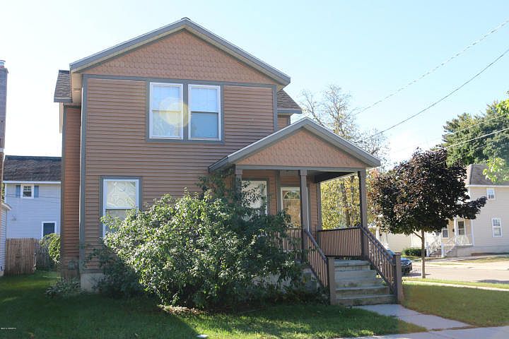 1st image of 332 Highland St SE