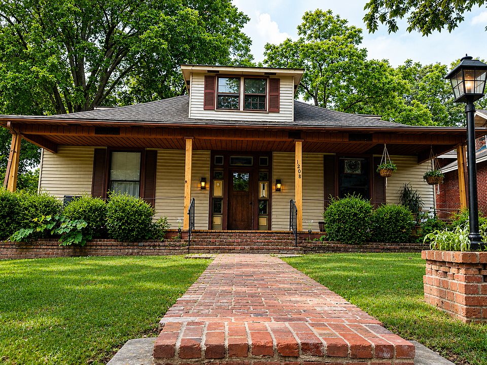 1208 Madison