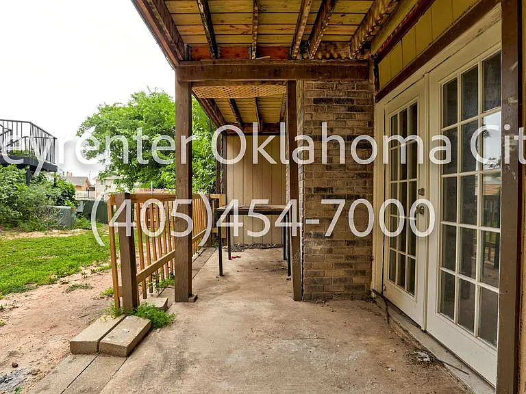 6554 N. Meridian Ave. Townhouse — Photo 35