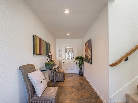 3rd image of 7403 Phinney Way