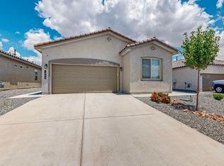 1994 Tesoro Loop NW, Los Lunas, NM 87031