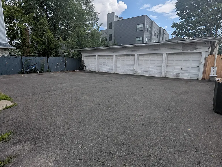 1116 Magnolia Ave #6A — Photo 5