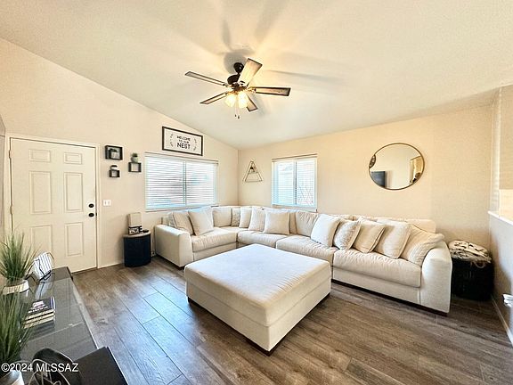 3rd image of 9312 E Marcasite Ln