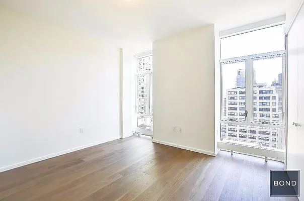 Rented by Bond New York | media 10