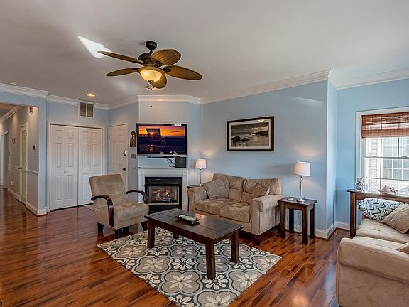5th image of 616 Bay Ave Floor 1