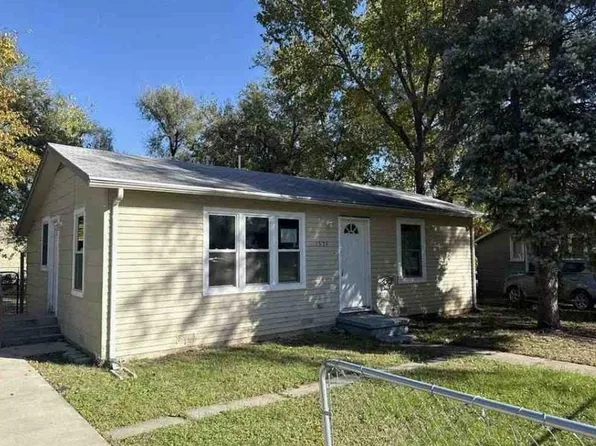 1521 Custer Rd, Junction City, KS 66441