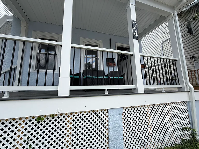24 Dean St — Photo 16