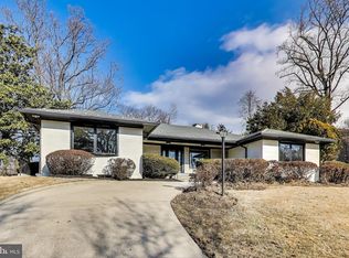 6227 Goodview St, Bethesda, MD 20817