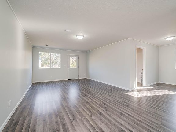 5th image of 907 N Nursery St