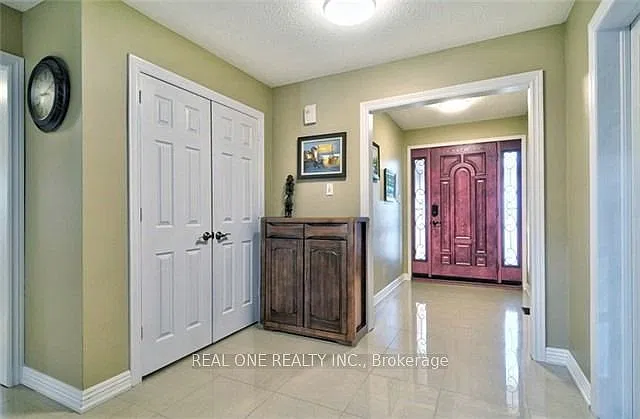 5 bed, $4,800 — Photo 2