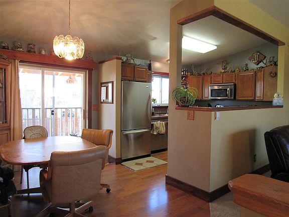 2nd image of 3860 Kismet Dr