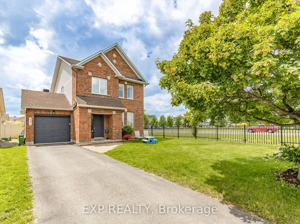 221 Northwind St, Ottawa, ON K4A 5G3
