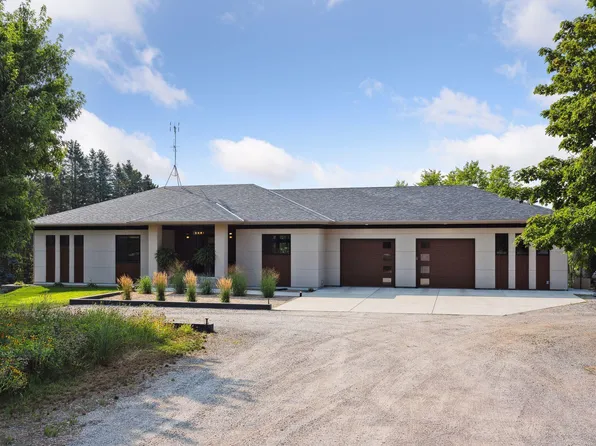 33052 County Road 2, Saint Joseph, MN 56374