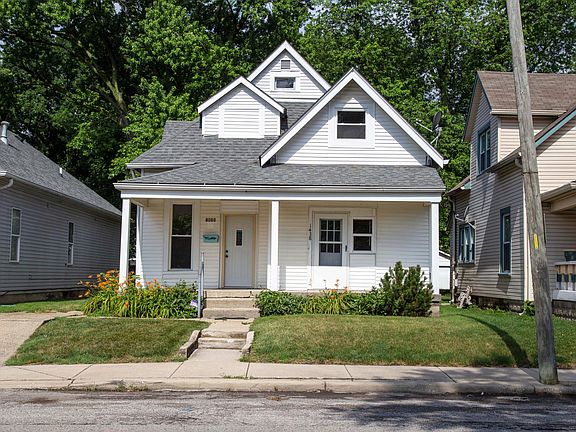 2nd image of 1436 Montcalm St