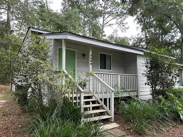 2 bed, 978 sqft, $1,325 — Photo 1