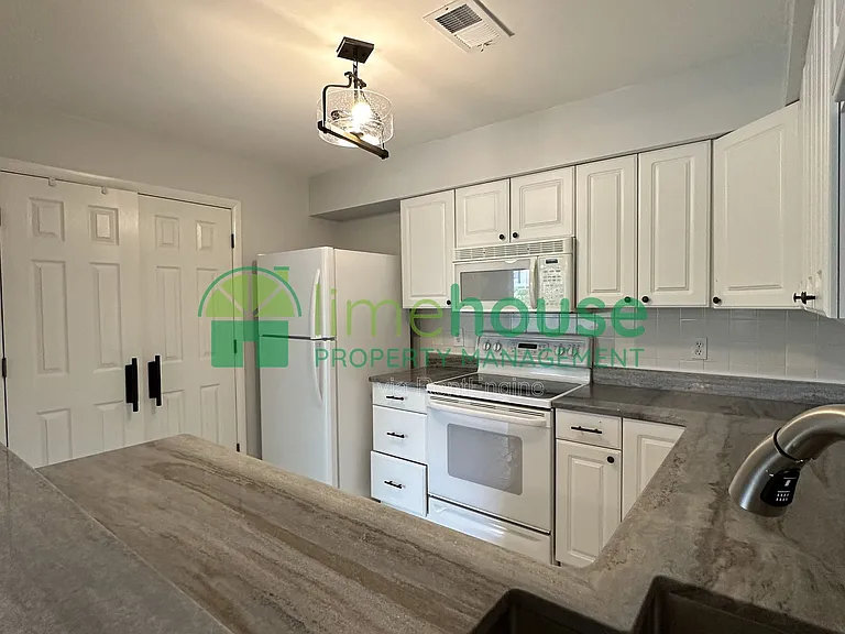 311 Norfolk Ave #1 — Photo 22