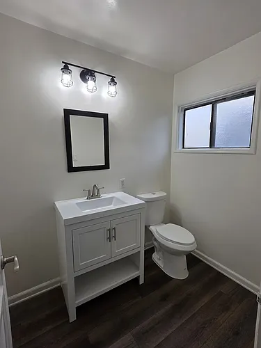 559 W Flora St #14 Photo 1 559 W Flora St #14 Photo 1