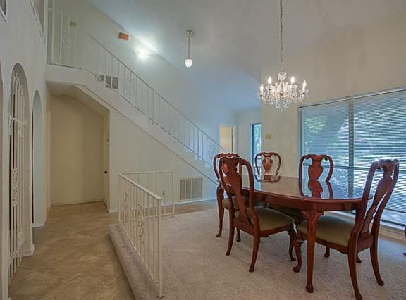 4th image of 461 Biscay Dr