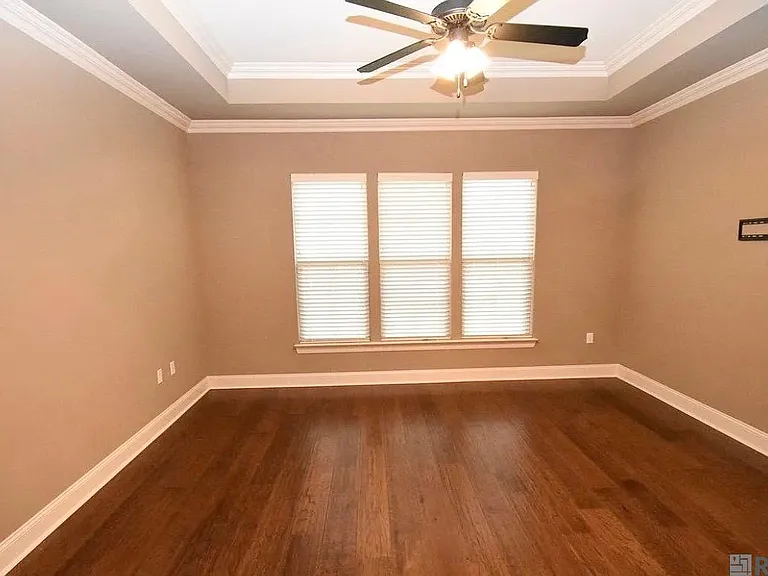 14142 Watercrest Ln — Photo 12