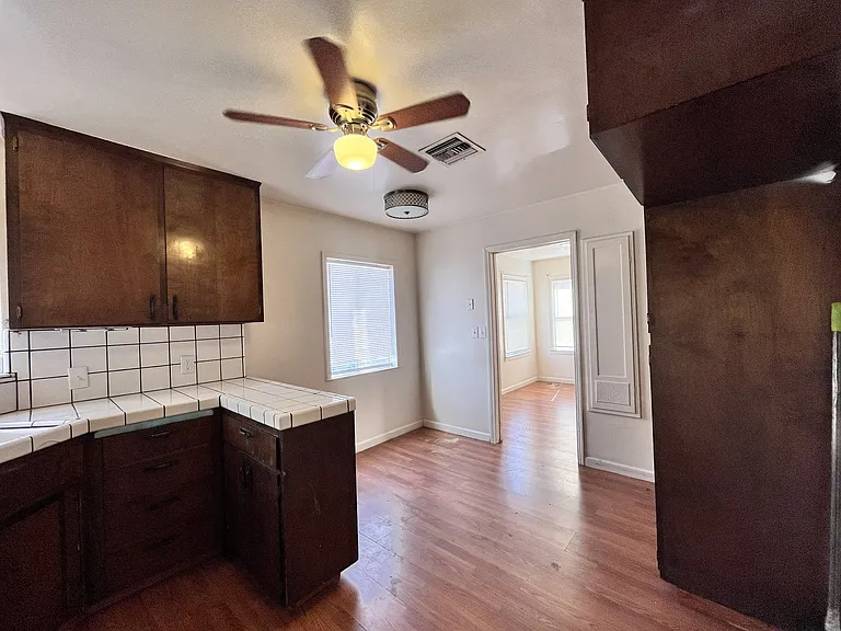1622 N 6th St — Photo 9