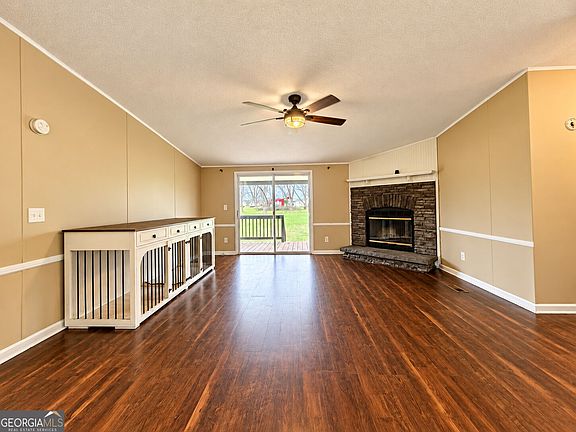2nd image of 351 Borders Rd