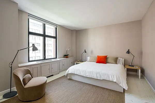 Sold by Stribling | media 4