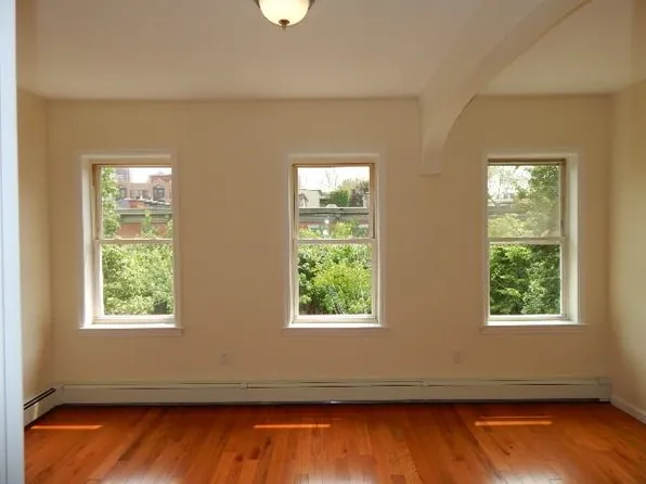 230 5th Street image 5 of 9