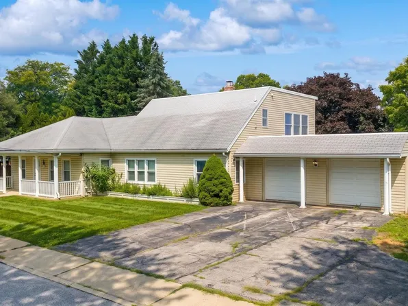419 Cottage Pl, Red Lion, PA 17356