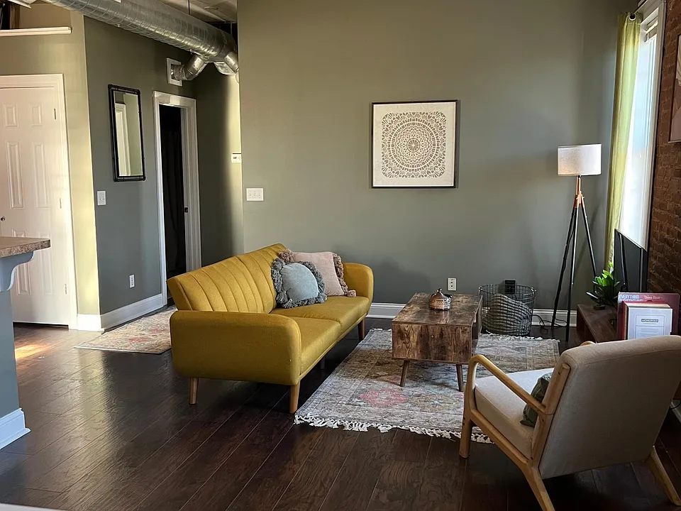 54 Lafayette St #1/2