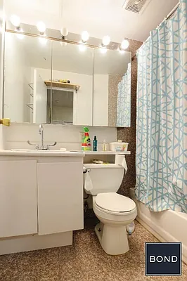 Rented by Bond New York | media 36