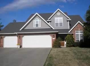 2541 N Litchfield Ln, Fayetteville, AR 72703