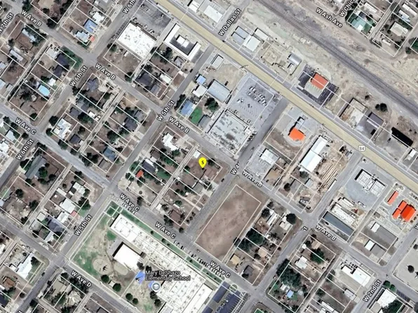 202 W 4th St, Muleshoe, TX 79347
