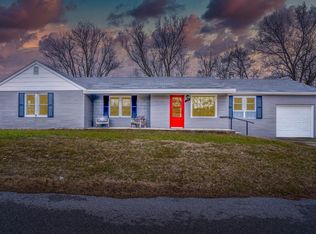 409 10th St SW, Demotte, IN 46310