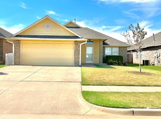 2421 NW 193rd St, Edmond, OK 73012