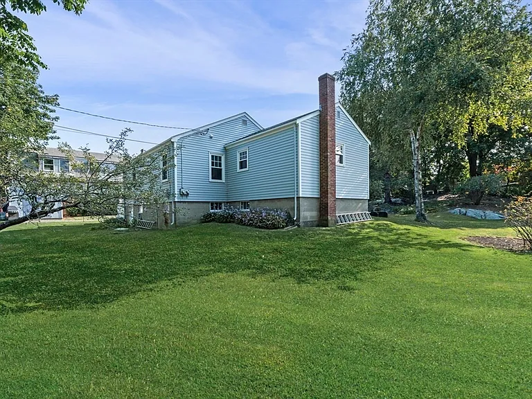 15 Meadow Ln #0 — Photo 31