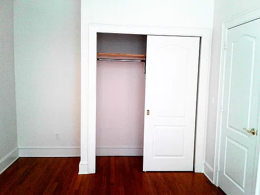 Rented by Voro New York | media 28