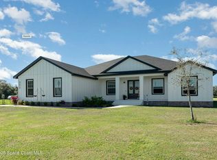 5270 Dixie Way, Mims, FL 32754