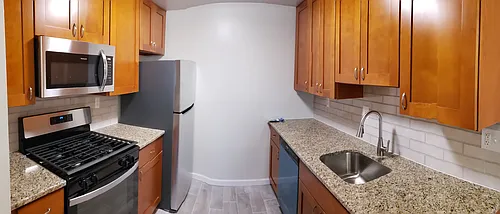 2727 Rhawn St Photo 1