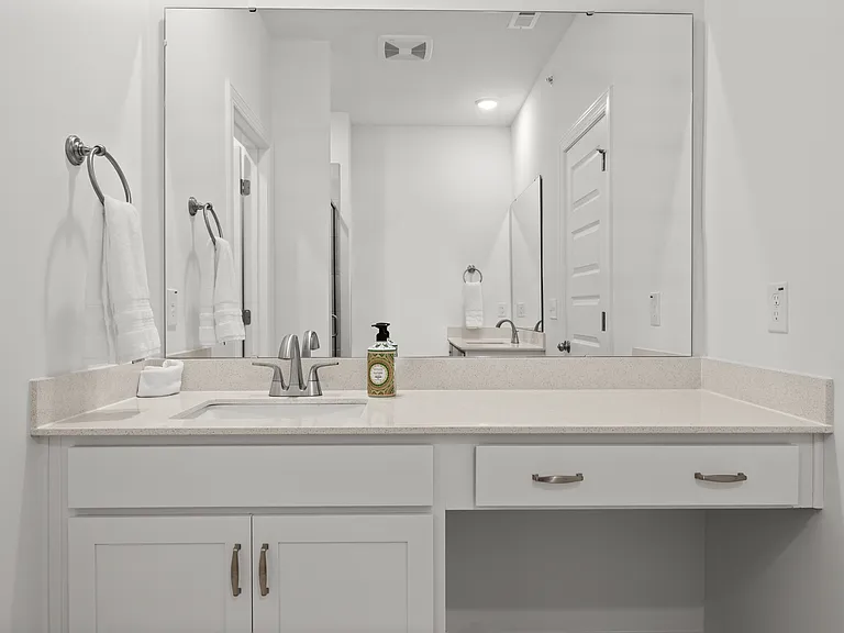 1233 S Blount St #201 — Photo 13