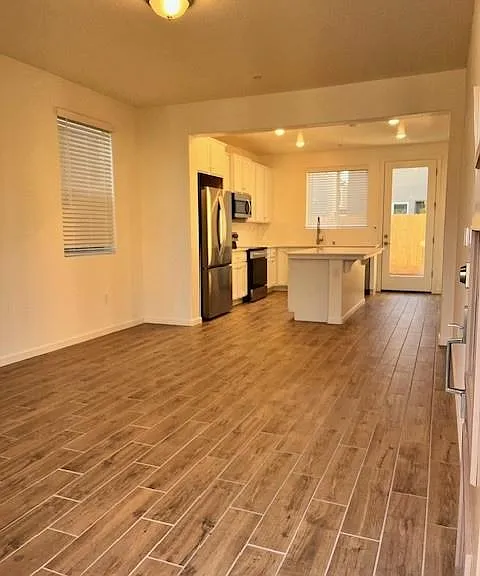 6576 E Clingstone Dr — Photo 3