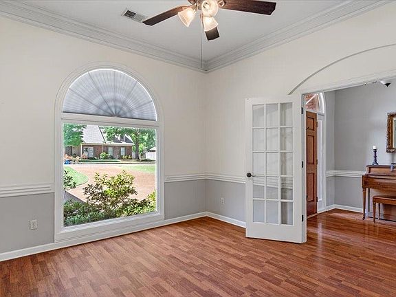 4th image of 622 Sagewood Dr