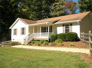 3409 Wide Country Rd, Pfafftown, NC 27040