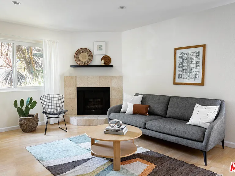 11734 Avon Way #102 — Photo 4