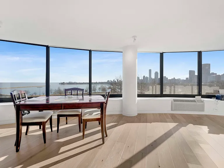 155 N Harbor Dr #212-213 — Photo 2