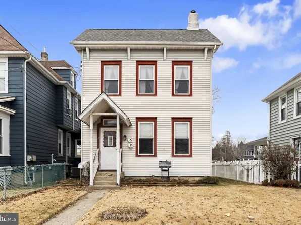 52 Green St, Morrisville, PA 19067