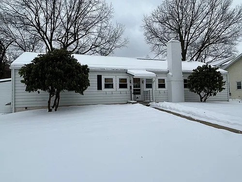 220 Ridge Ave Photo 1